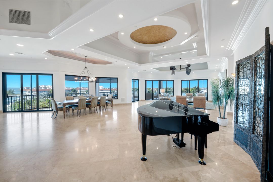 160 Palm St #PH 5, Marco Island, FL 34145