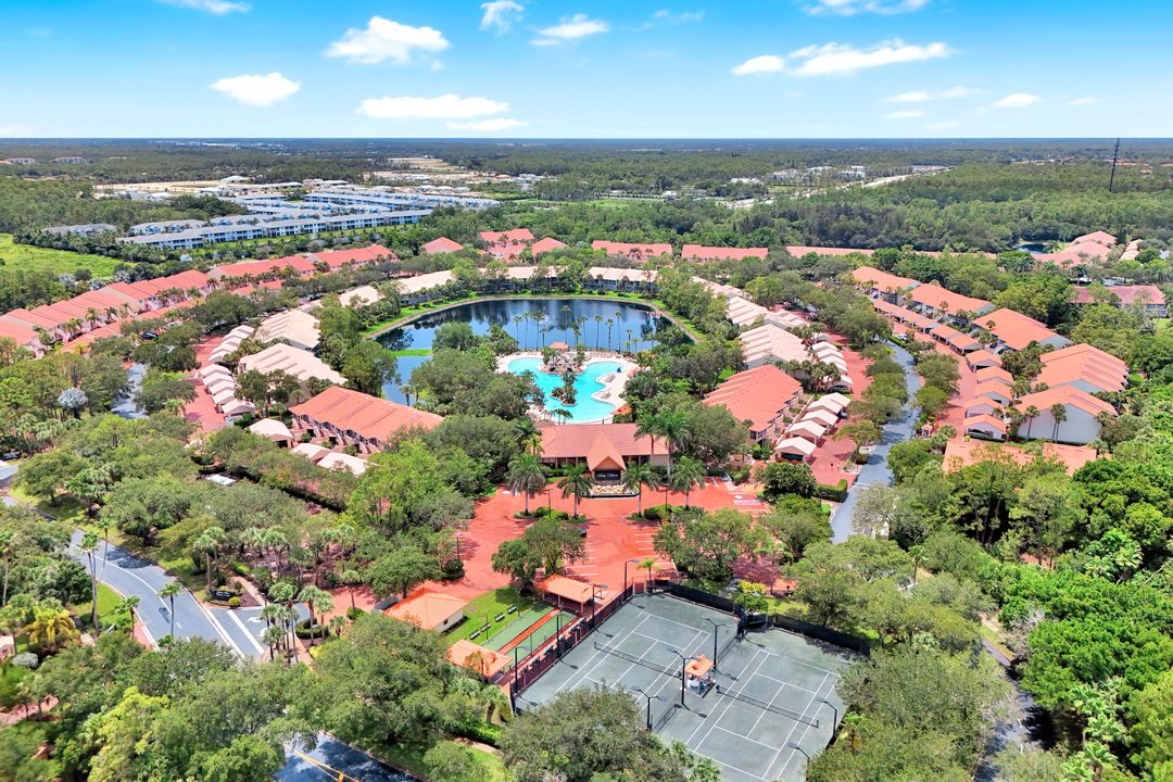 1940 Cascades Dr #8, Naples, FL 34112