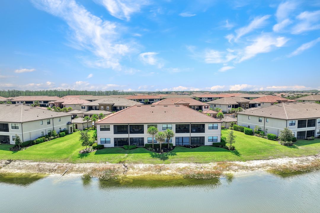 9389 Pocida Ct #203, Naples, FL 34119