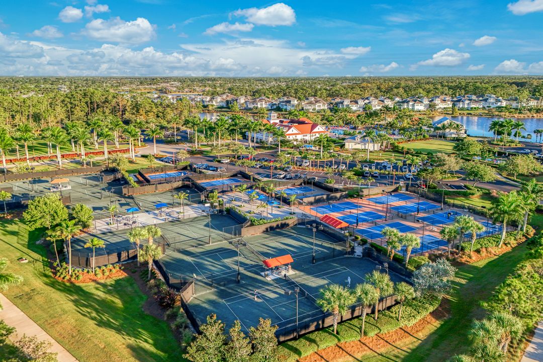 7139 Cayo Coco Ln, Naples, FL 34113