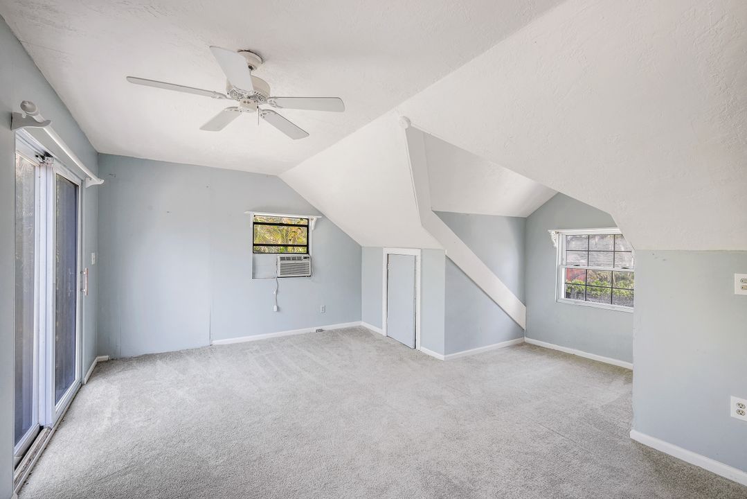 11131 Orangewood Dr, Bonita Springs, FL 34135