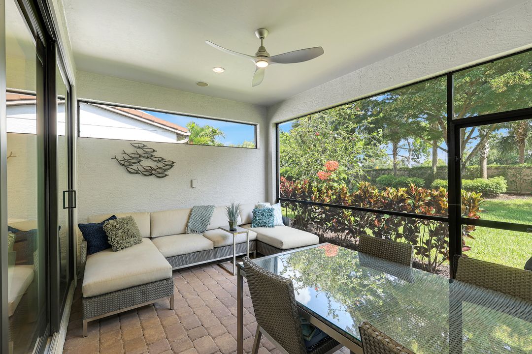 16345 Camden Lakes Cir, Naples, FL 34110