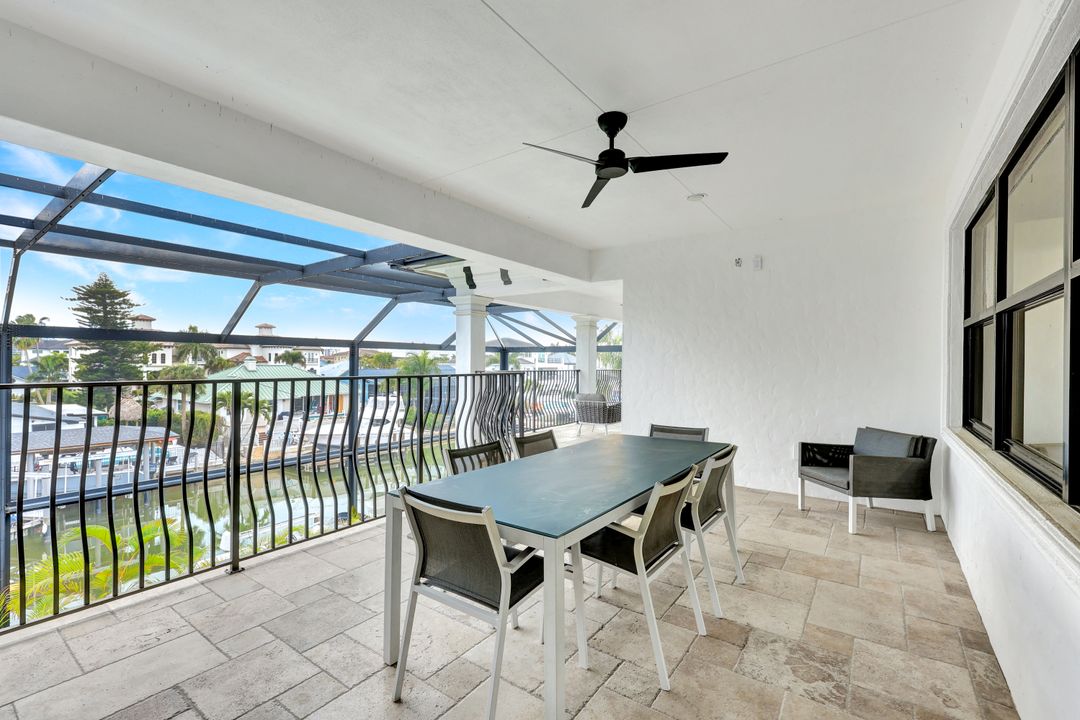 494 Seagull Ave, Naples, FL 34108