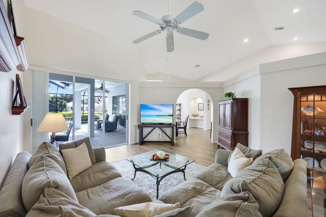 6374 Old Mahogany Ct, Naples, FL 34109