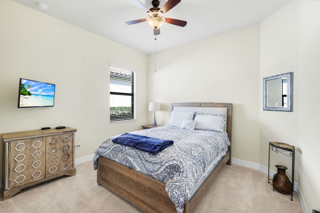 28085 Wicklow Ct, Bonita Springs, FL 34135