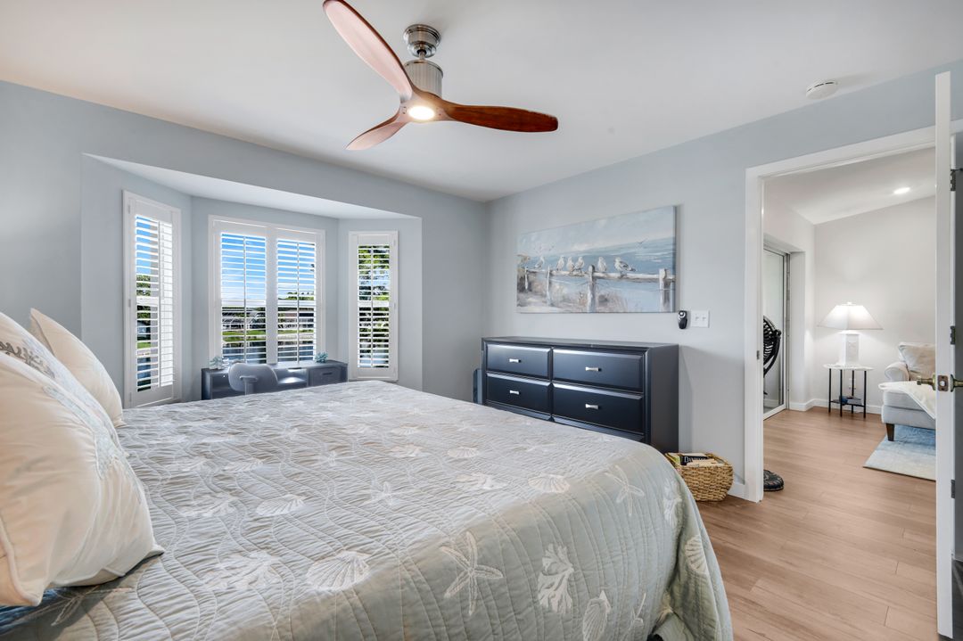 810 New Waterford Dr #203, Naples, FL 34104