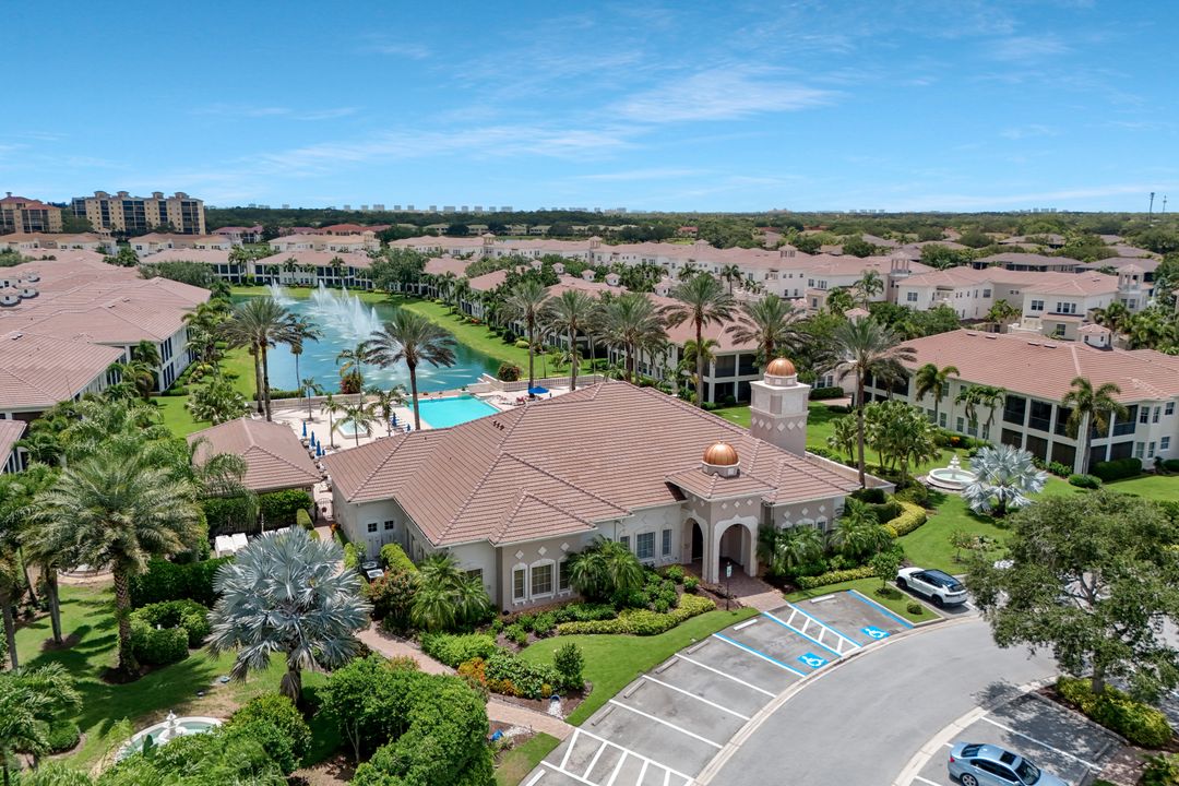 588 Avellino Isles Cir #20101, Naples, FL 34119