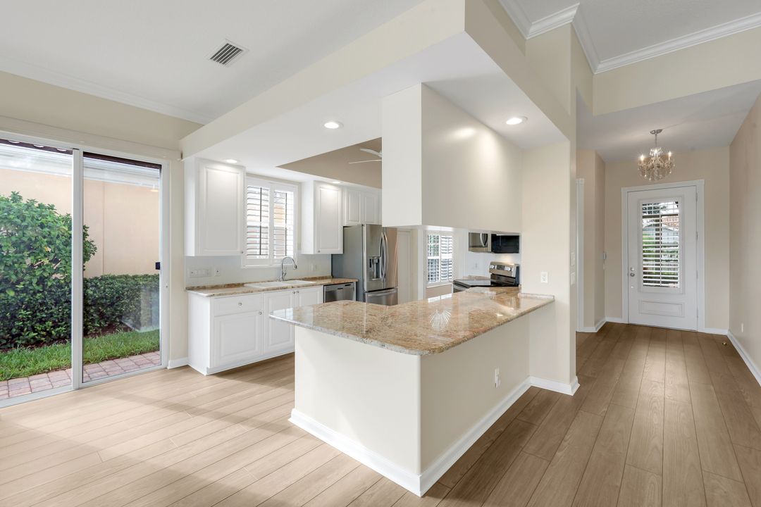 3821 Whidbey Way, Naples, FL 34119