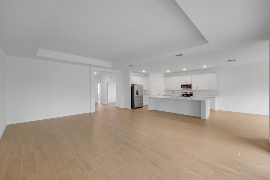 5180 Sugarwood Drive, Naples, FL 34112