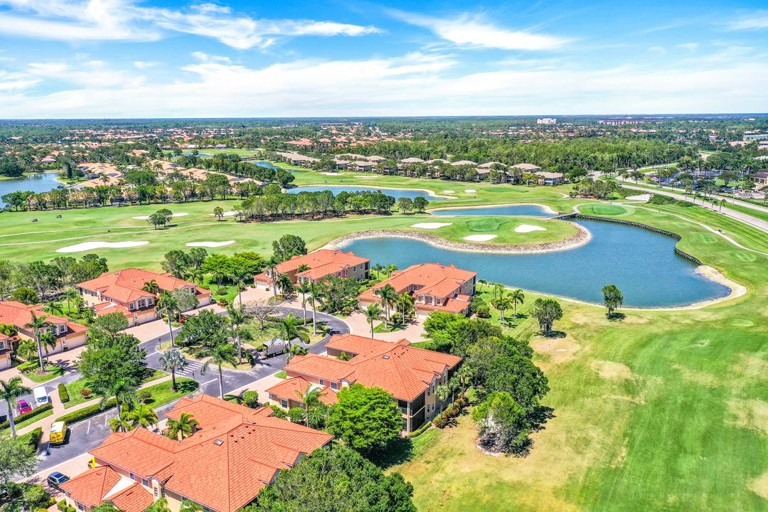8637 Champions Point #901, Naples, FL 34113