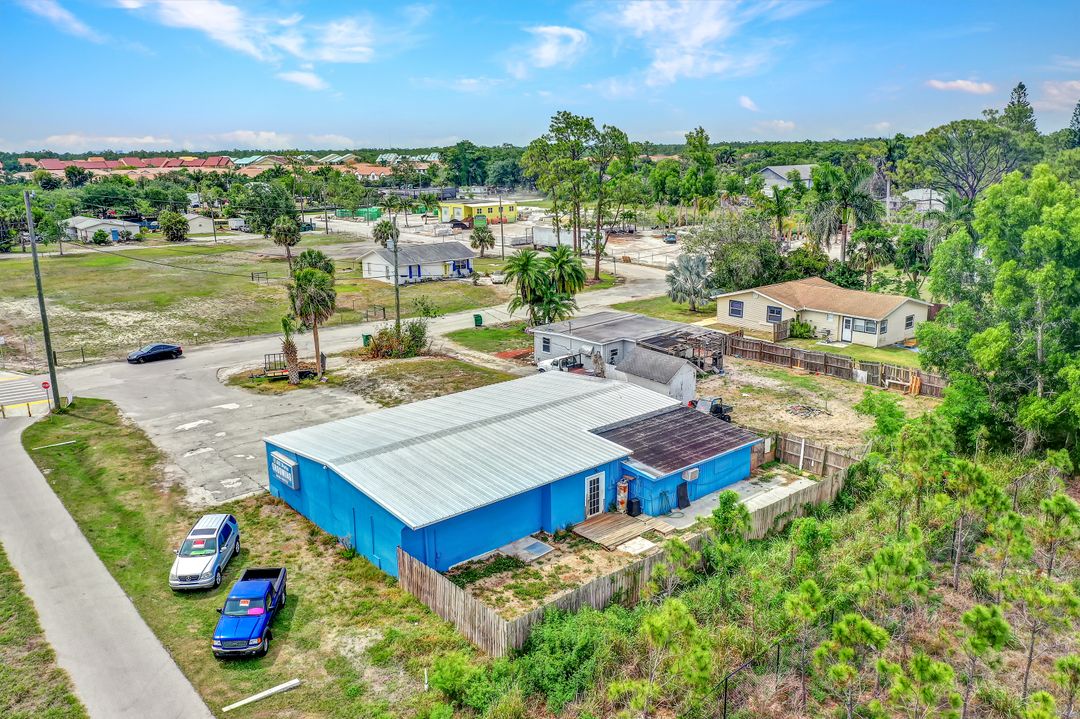 100 Rose Blvd, Naples, FL 34119