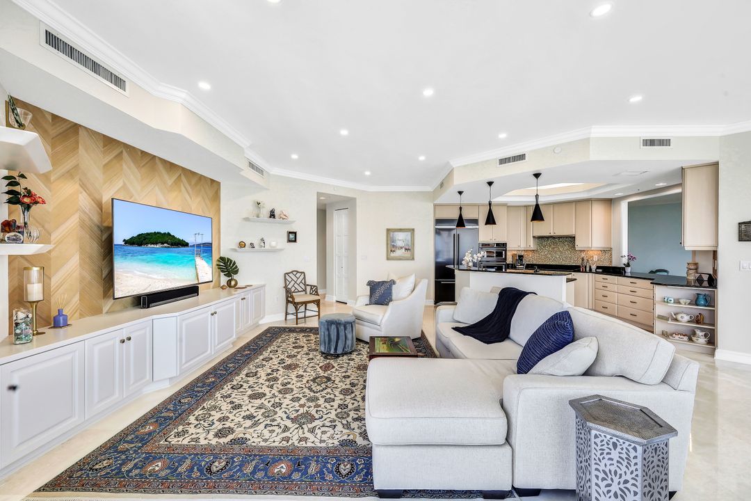 4151 Gulf Shore Blvd N #1604, Naples, FL 34103