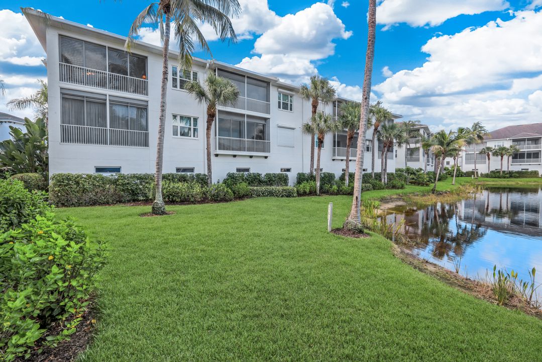 775 Bentwater Cir #204, Naples, FL 34108