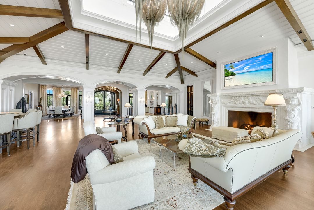 4505 W Gulf Dr, Sanibel, FL 33957