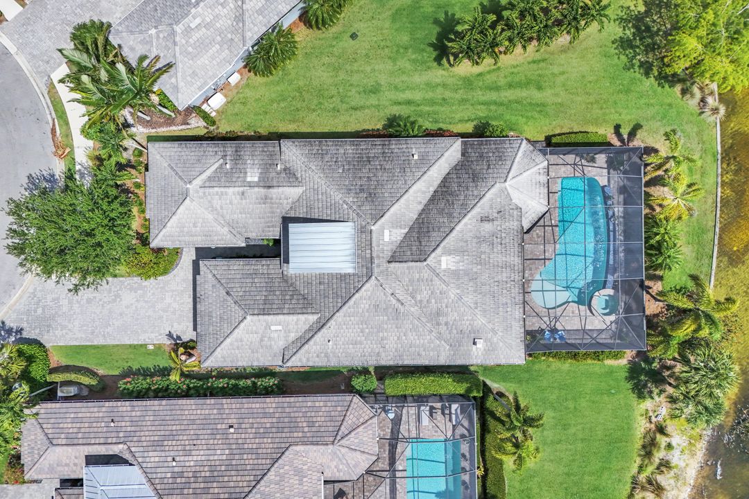 6460 Pembroke Wy, Naples, FL 34113