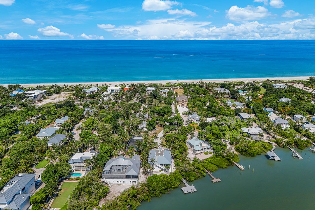16211 Captiva Dr, Captiva, FL 33924