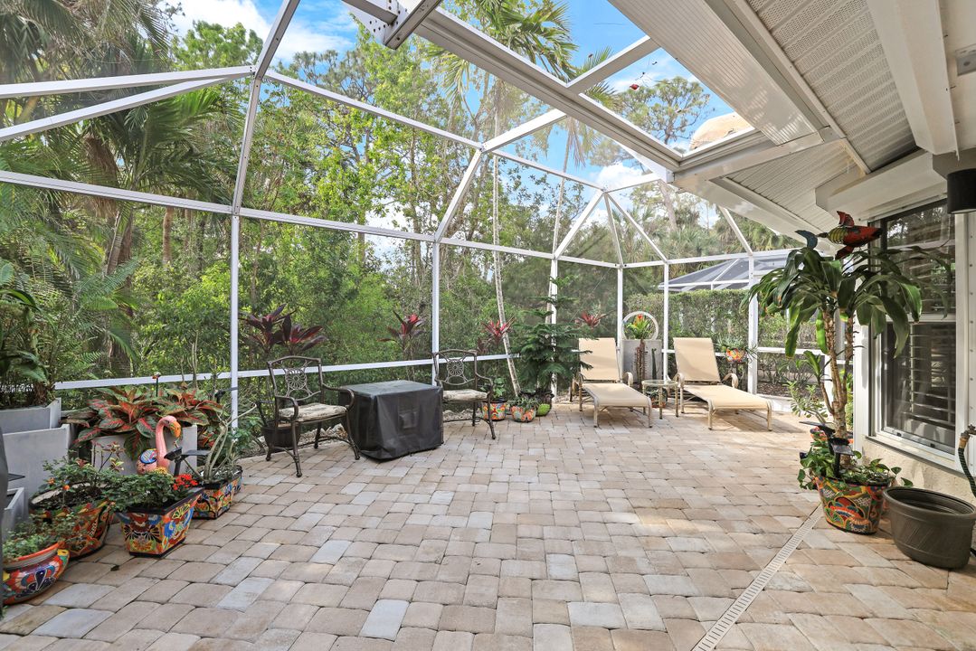 780 Wiggins Bay Dr, Naples, FL 34110