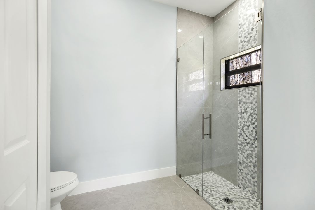 2677 62nd Avenue NE, Naples, FL 34120