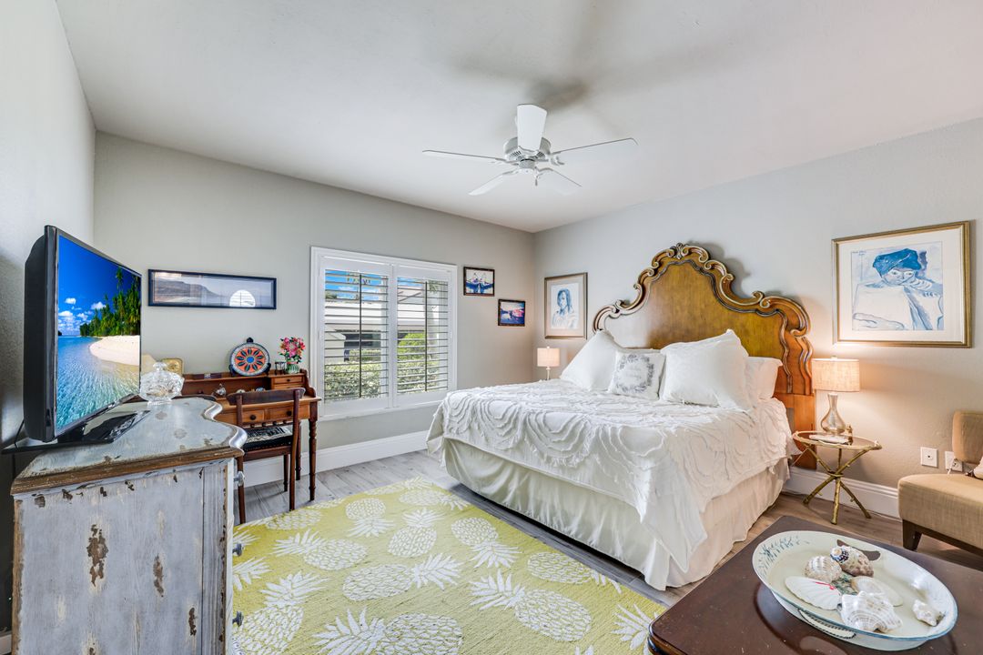 788 Willowbrook Dr #502, Naples, FL 34108