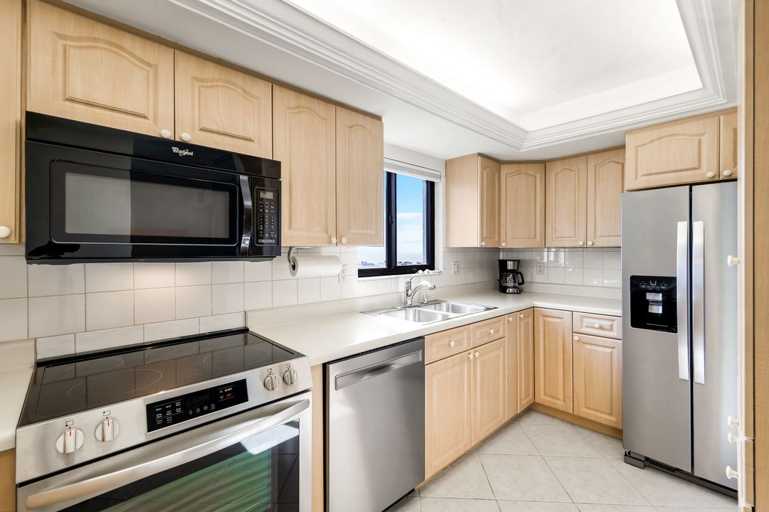 26171 Hickory Blvd #8B, Bonita Springs, FL 34134