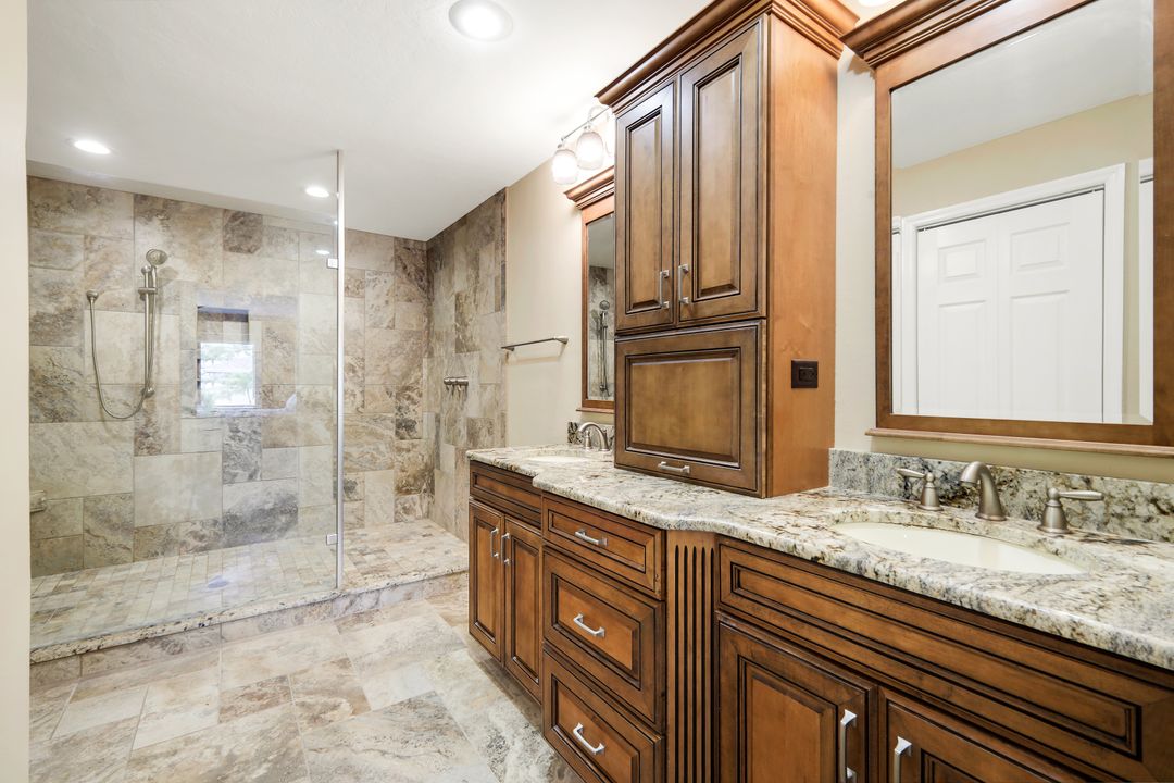 16201 Fairway Woods Dr #805, Fort Myers, FL 33908