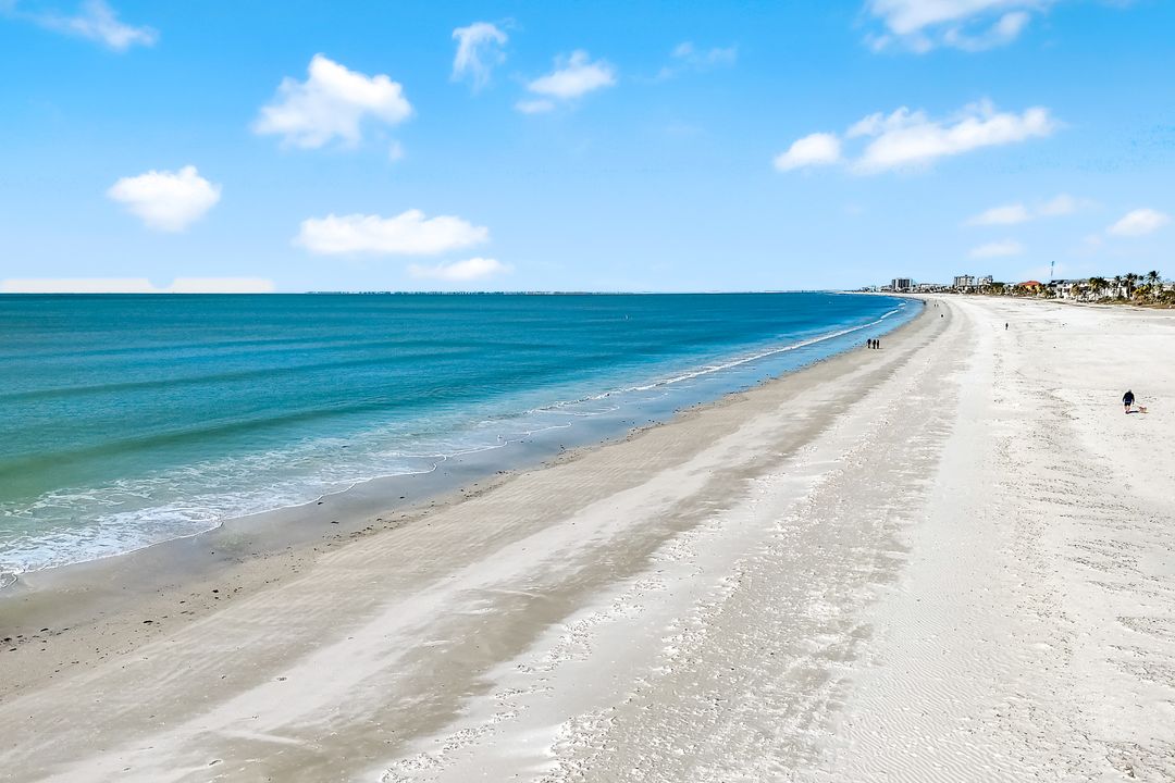 4633 Estero Blvd #201, Fort Myers Beach, FL 33931