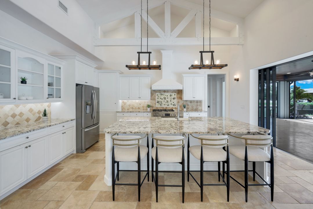 1400 Forrest Ct, Marco Island, FL 34145