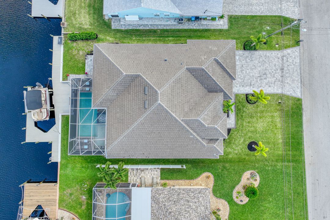 5317 SW 8th Pl, Cape Coral, FL 33914