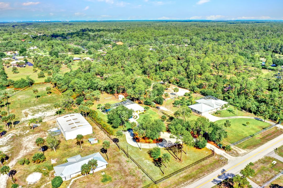 731 25th St SW, Naples, FL 34117