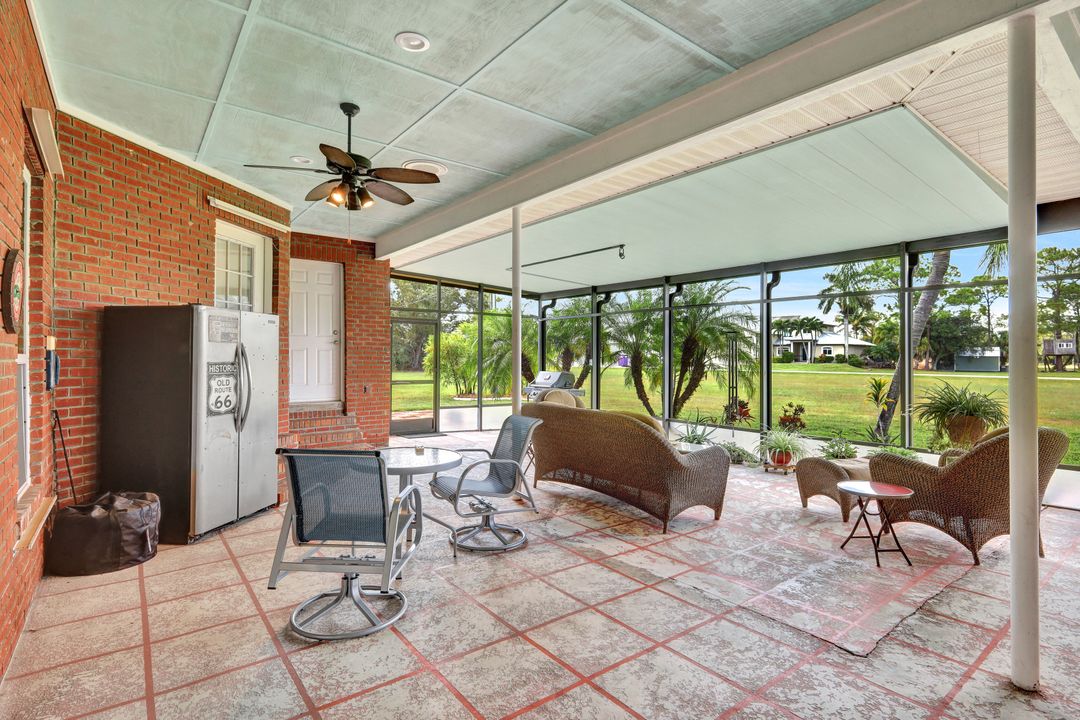 6910 Circle Dr, Fort Myers, FL 33905