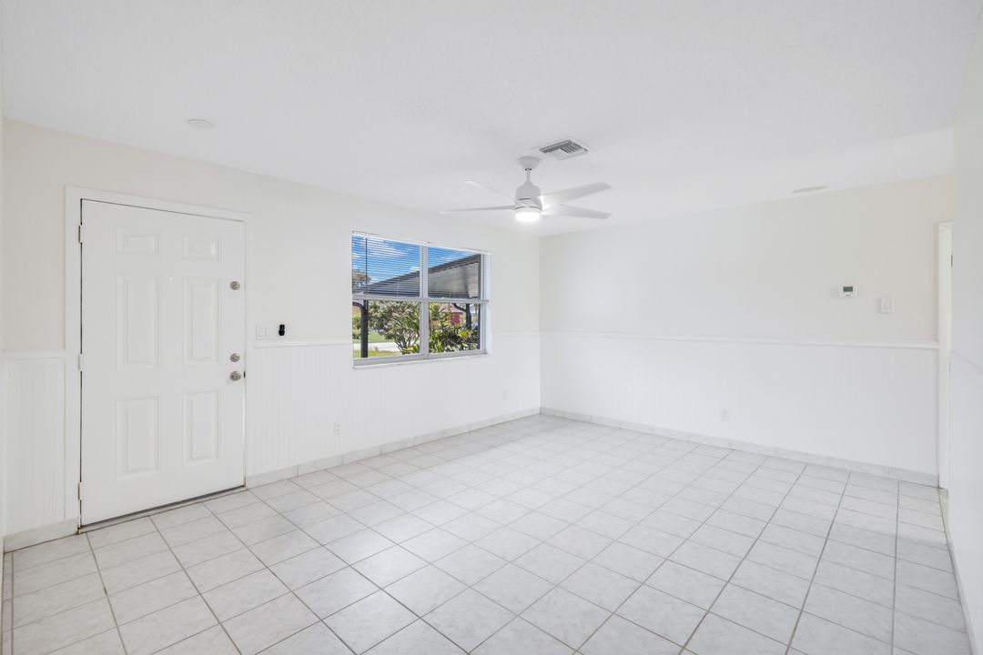 81 9th St, Bonita Springs, FL 34134