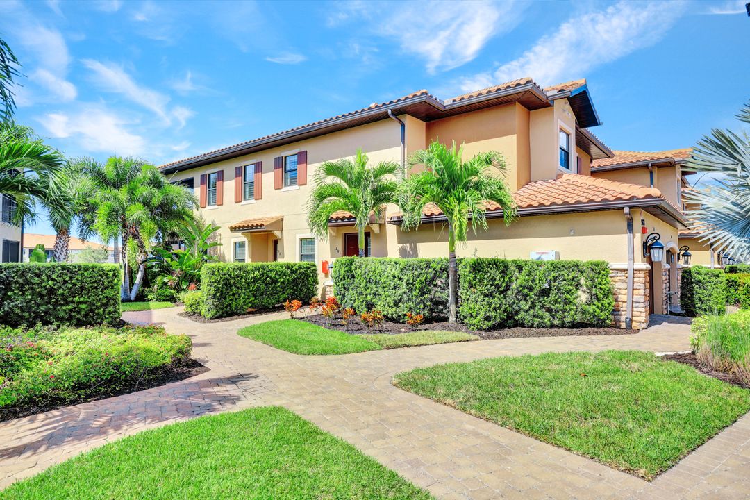 9678 Montelanico Loop  #201, Naples, FL 34119