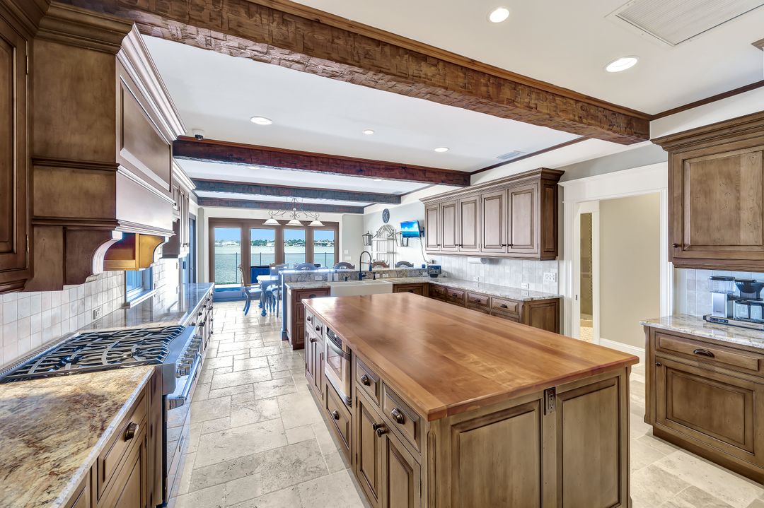 1431 Quintara Ct, Marco Island, FL 34145