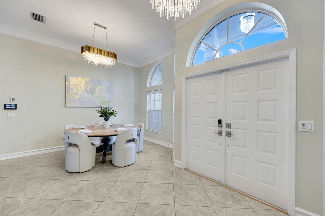 778 95th Ave N, Naples, FL 34108