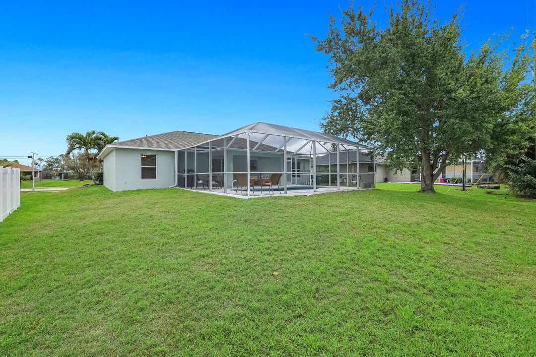 3322 Oasis Blvd, Cape Coral, FL 33914