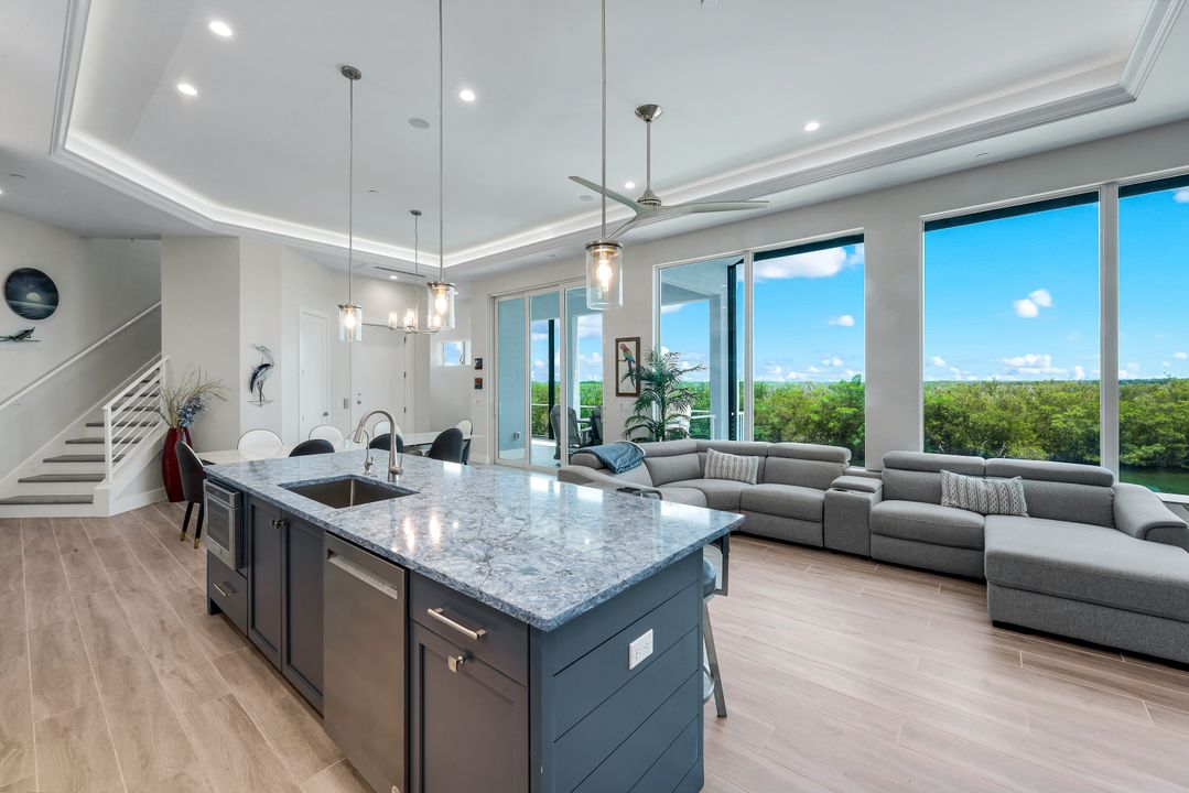 5826 Shell Cove Drive, Cape Coral, FL 33914
