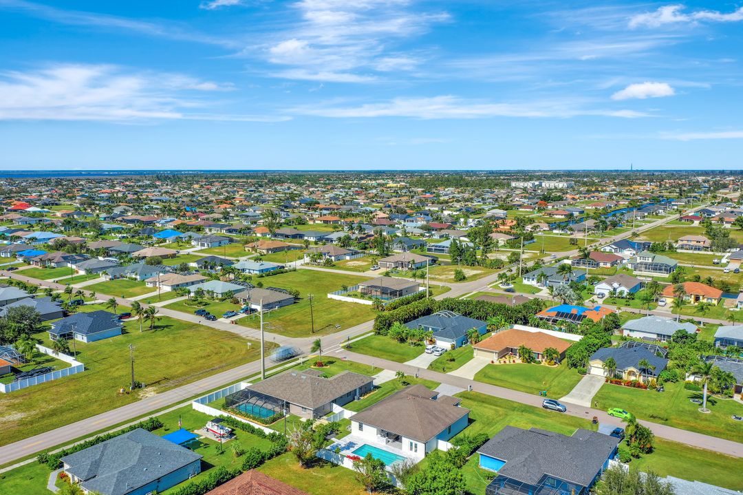 1918 SW 30th St, Cape Coral, FL 33914