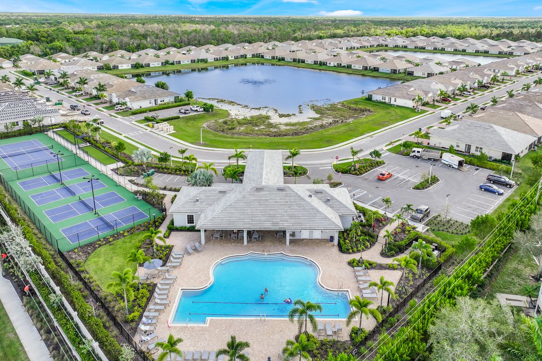 1114 Tranquil Brk Dr, Naples, FL 34114
