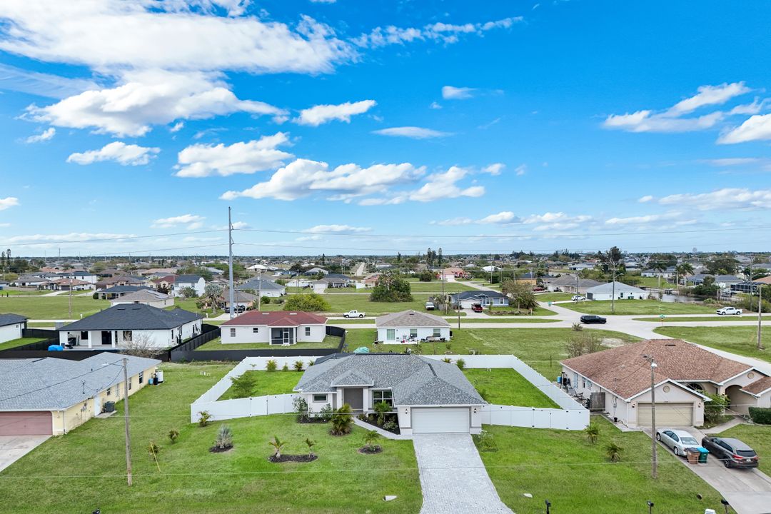 2013 NW Juanita Pl, Cape Coral, FL 33993