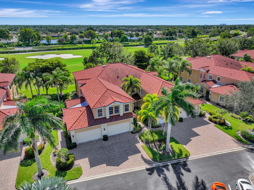 8641 Champions Point #1003, Naples, FL 34113
