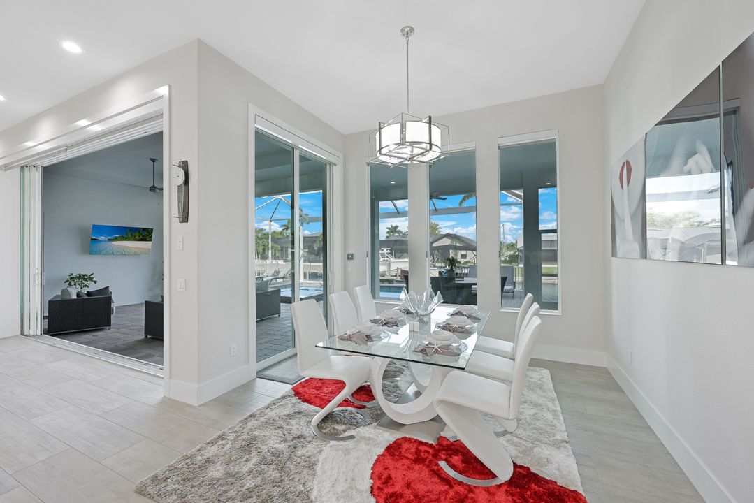 5317 SW 8th Pl, Cape Coral, FL 33914