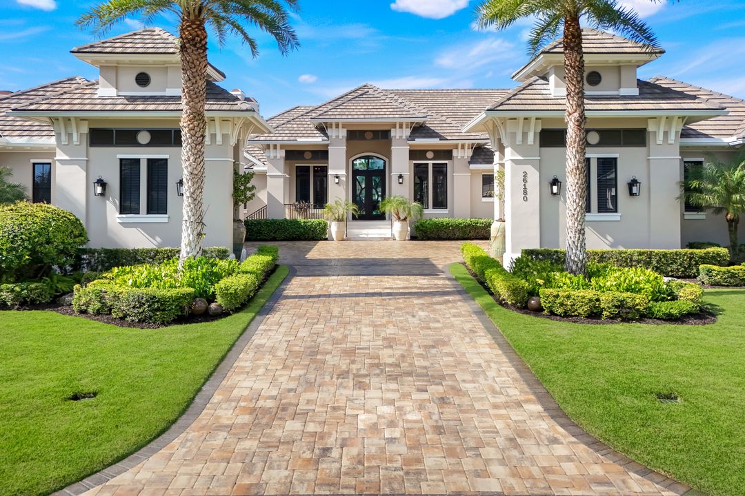 26180 Woodlyn Dr, Bonita Springs, FL 34134