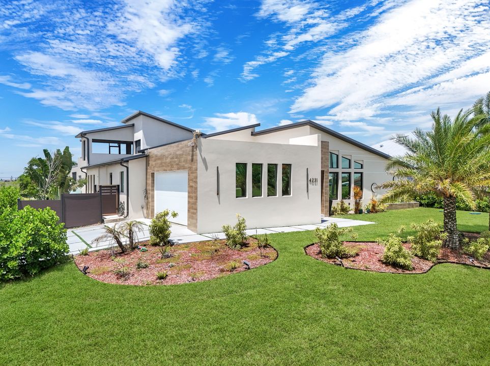 4231 NW 12th Ln, Cape Coral, FL 33993