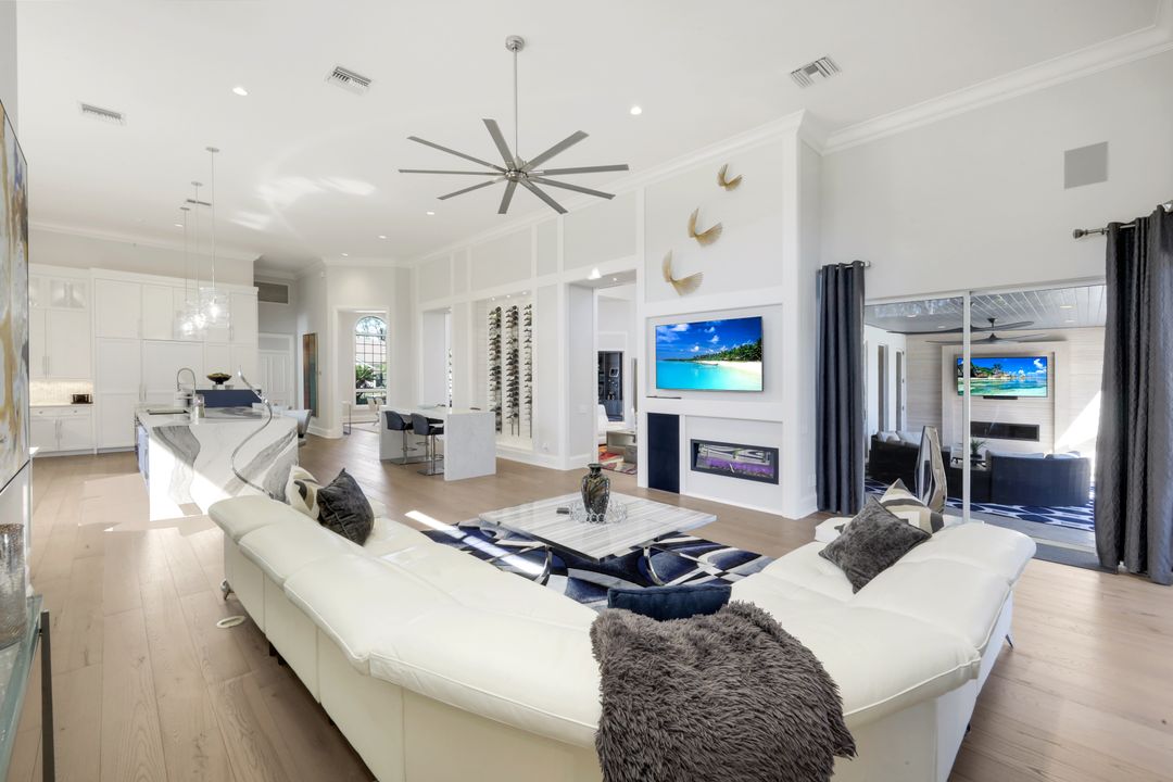 12924 Bald Cypress Ln, Naples, FL 34119