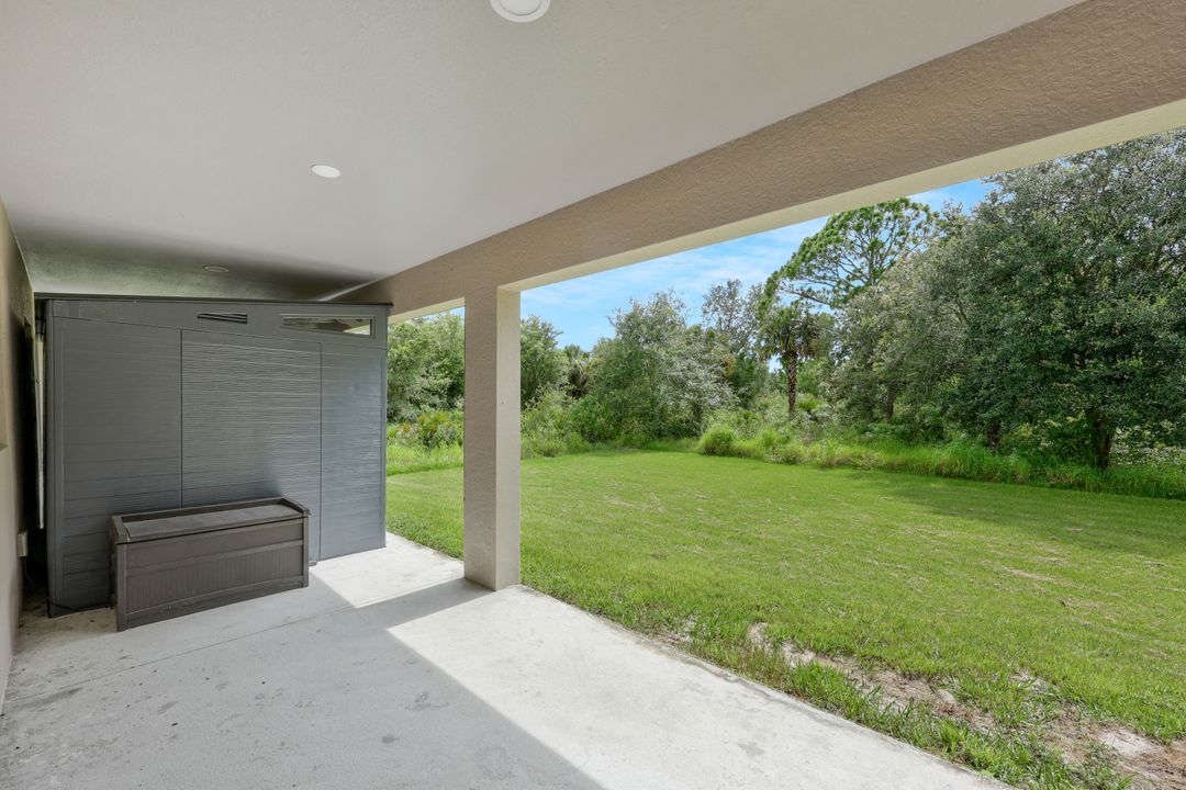 1417 Acacia Ave, Lehigh Acres, FL 33972