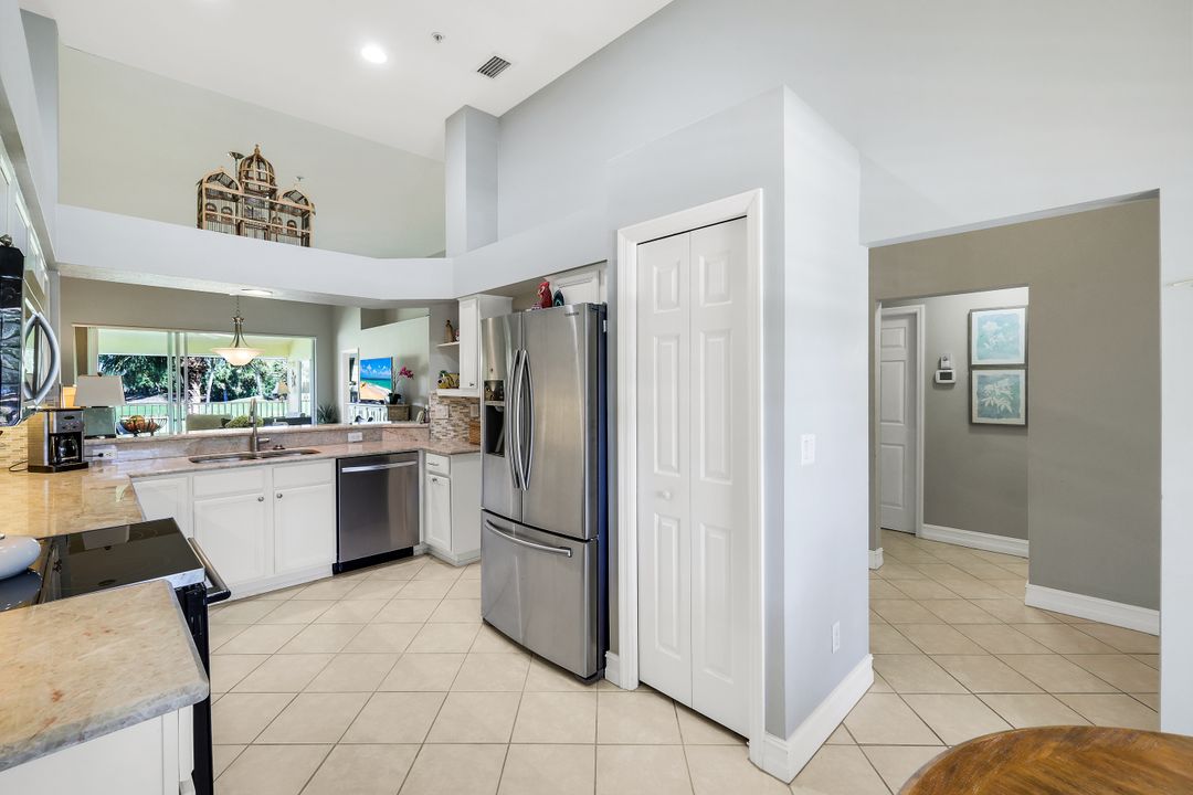 2385 Harmony Ln #204, Naples, FL 34109