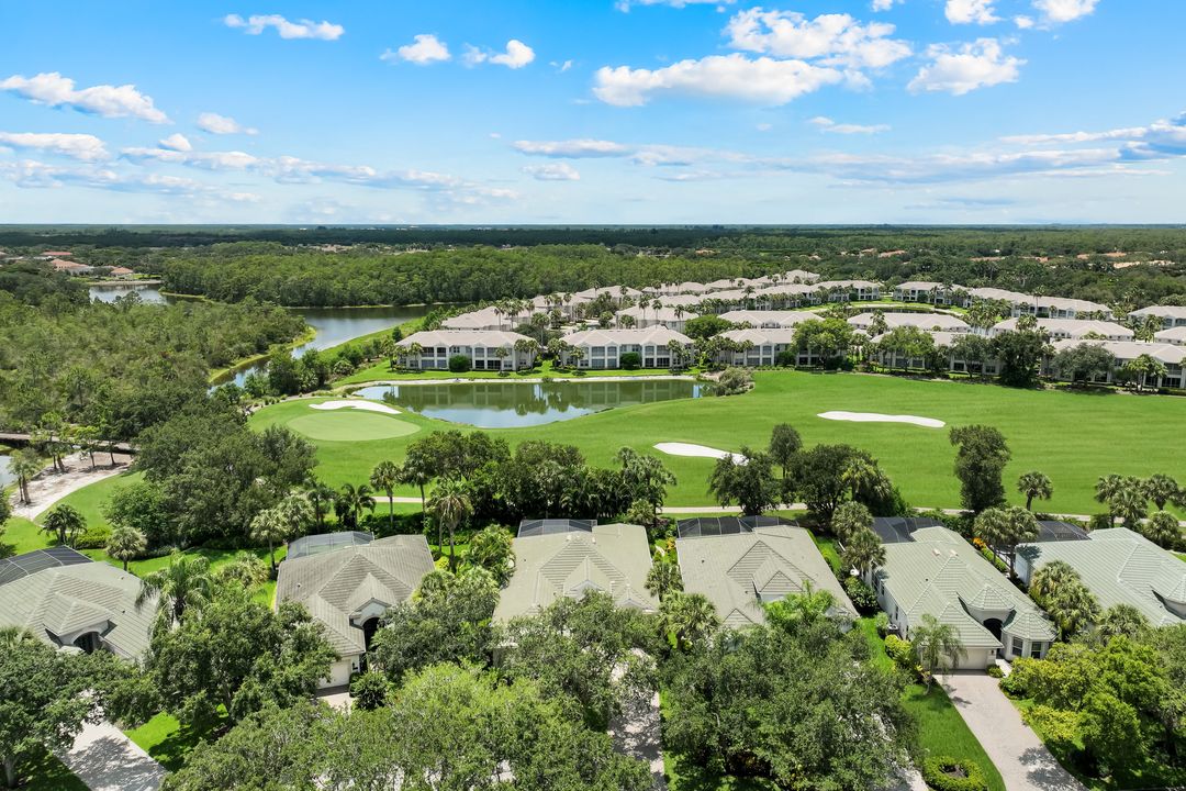 23151 Foxberry Ln, Bonita Springs, FL 34135