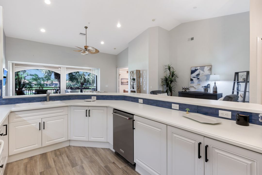 3950 Deer Crossing Ct #203, Naples, FL 34114