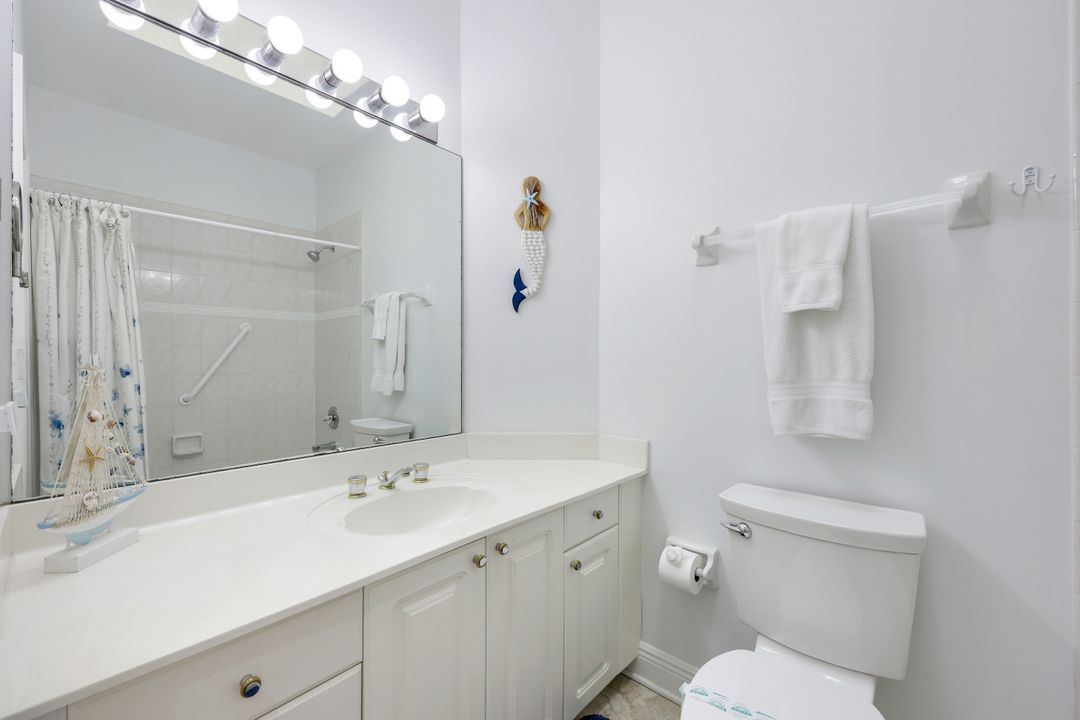 28901 Regis Ct, Bonita Springs, FL 34134