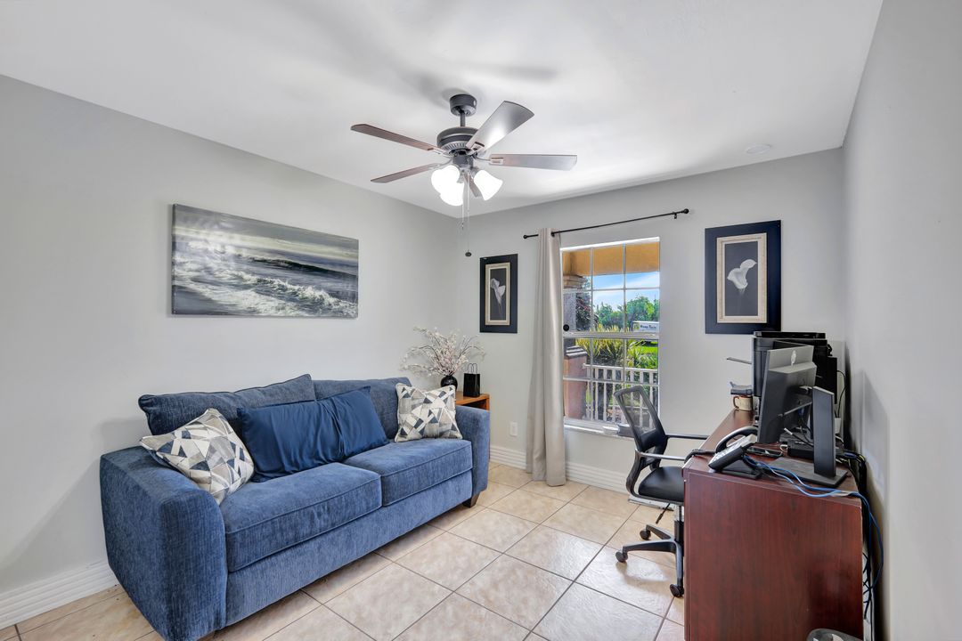 1206 NE 5th Ave, Cape Coral, FL 33909